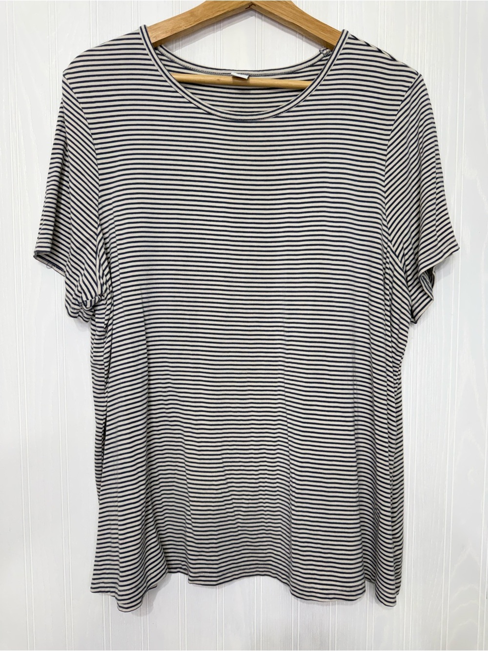 Old Navy Blue striped luxe shirt size XL